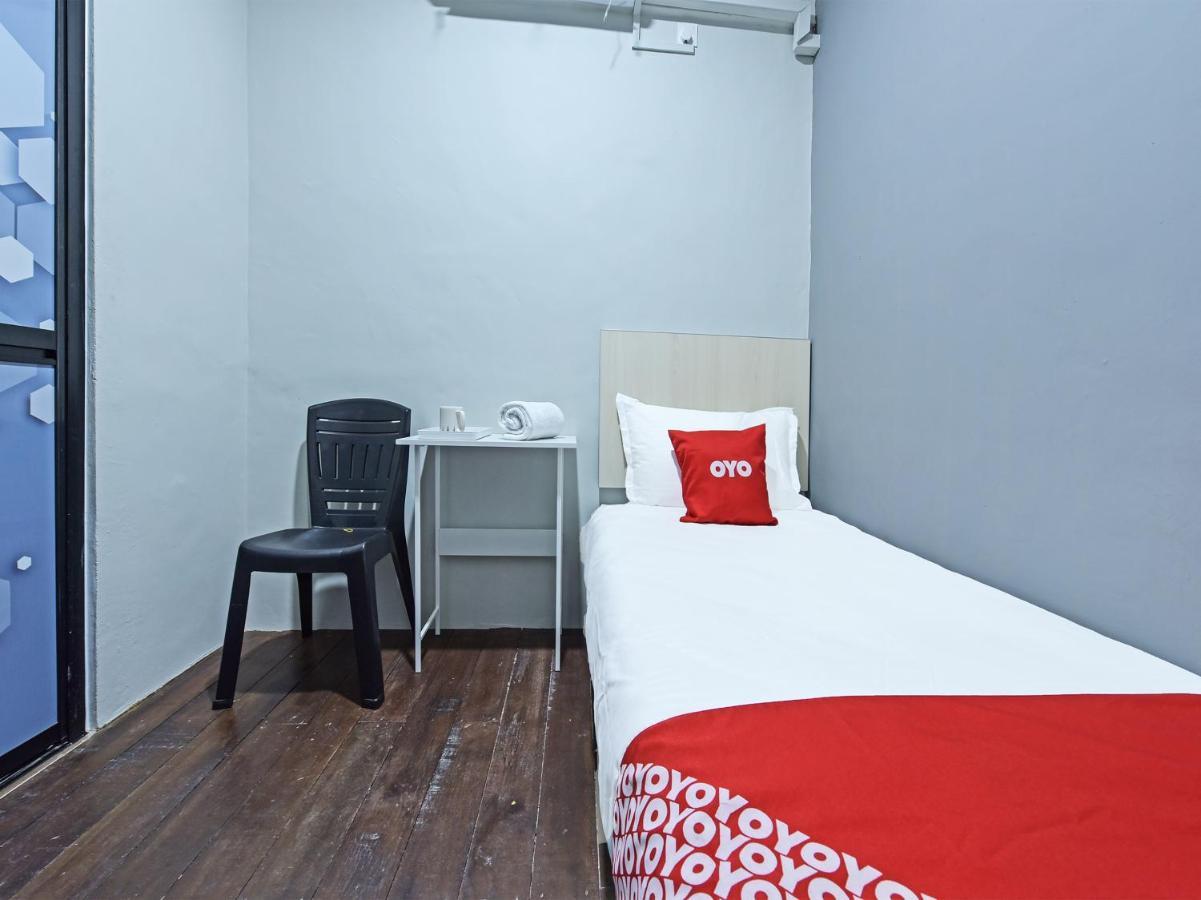 Oyo 90594 Hotel Casalink Paka Buitenkant foto