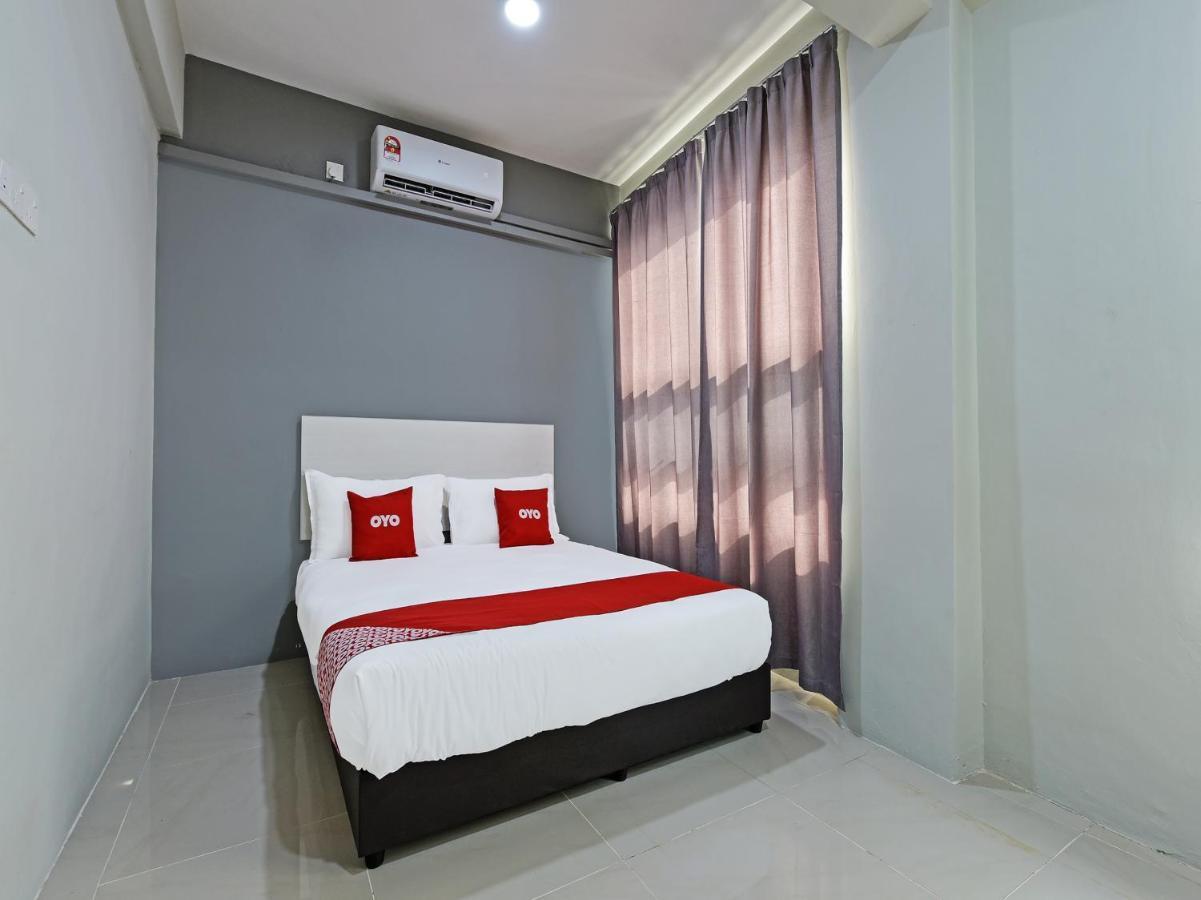 Oyo 90594 Hotel Casalink Paka Buitenkant foto