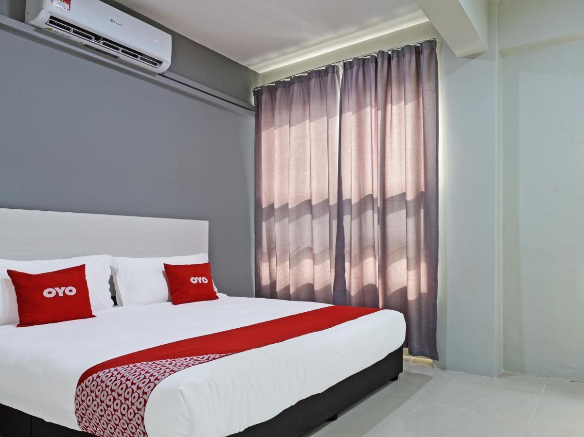 Oyo 90594 Hotel Casalink Paka Buitenkant foto