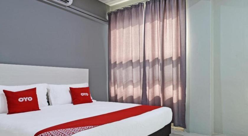 Oyo 90594 Hotel Casalink Paka Buitenkant foto
