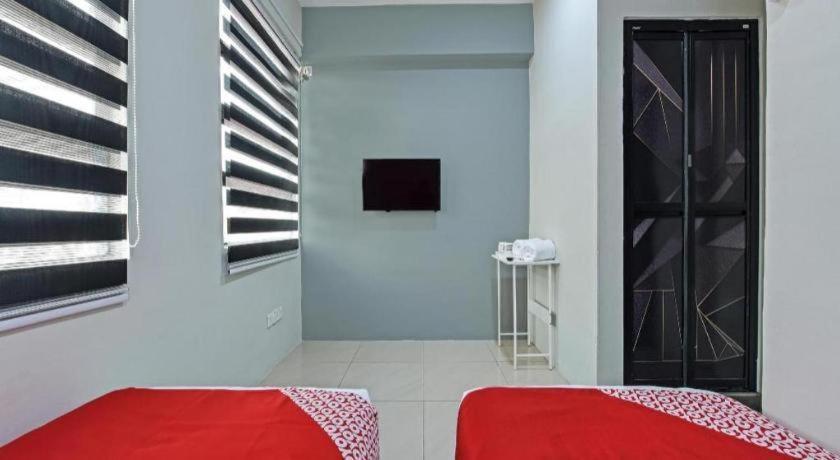 Oyo 90594 Hotel Casalink Paka Buitenkant foto